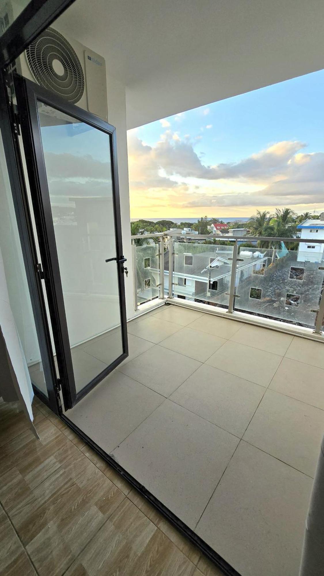Flic-en-FlacqLuxury Penthouse With Infinity Pool & Stunning Sea View公寓 外观 照片